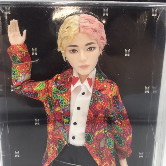 BTS Bangtan Boy Band Fashion V Doll Artist Music Mattel - Picture 7 of 11